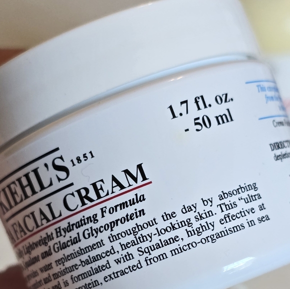 NEW Kiehl's Ultra Facial Cream with Squalane Refillable (1.7oz) - Picture 2 of 4